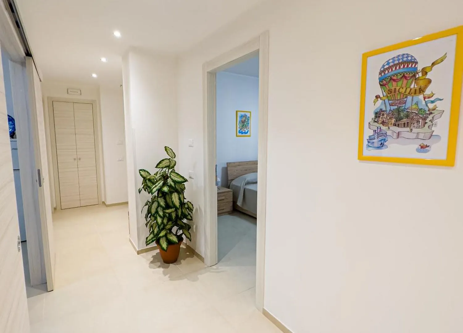 Un Passo Dal Porto Bed & Breakfast Palermo Italy